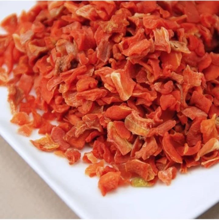 Carrot flakes